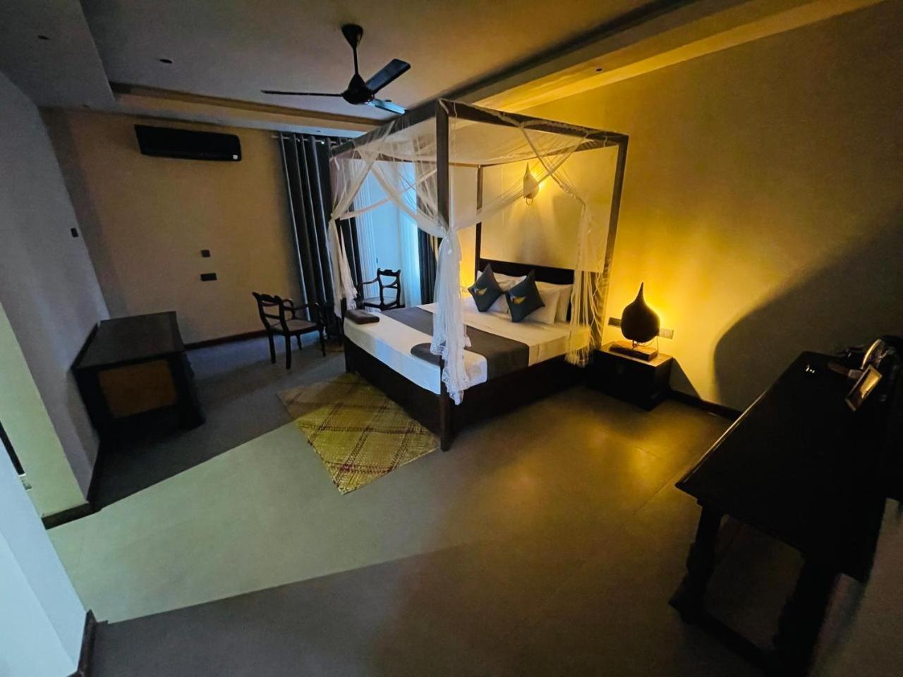 Bohemian Nest Hotel Negombo Eksteriør billede