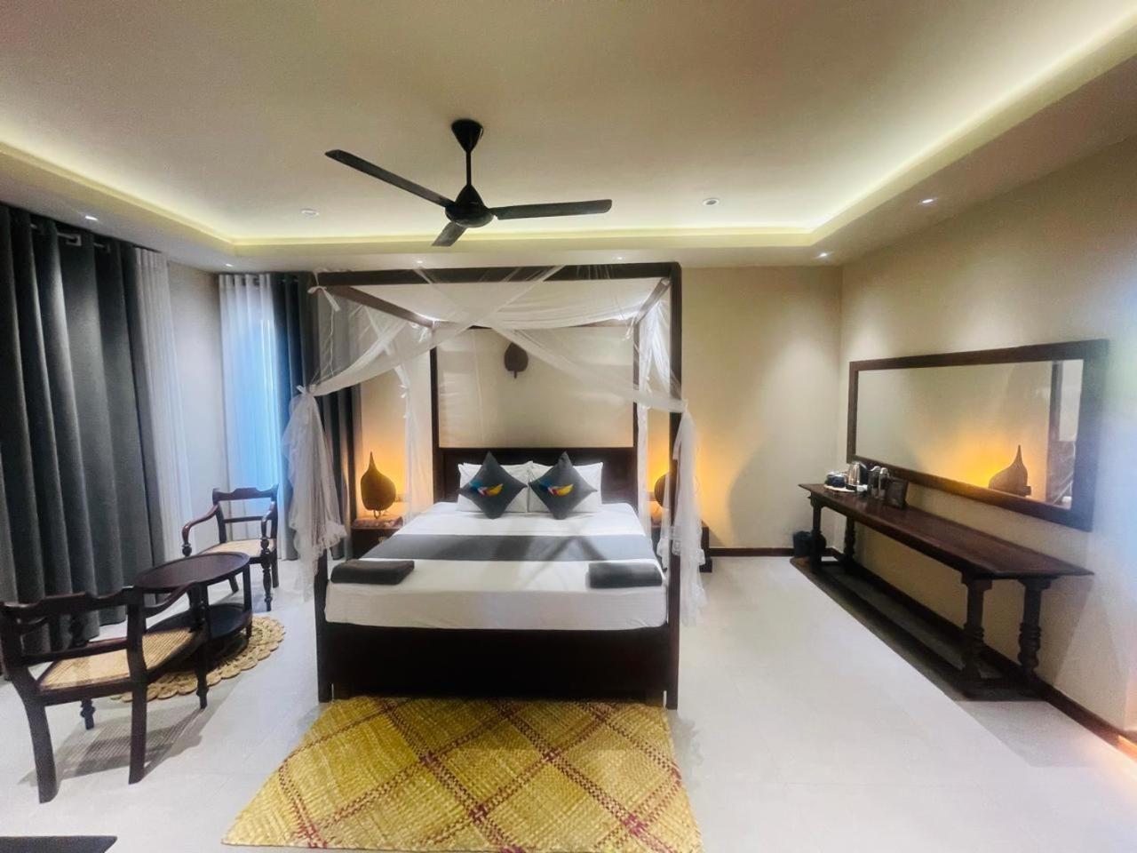 Bohemian Nest Hotel Negombo Eksteriør billede